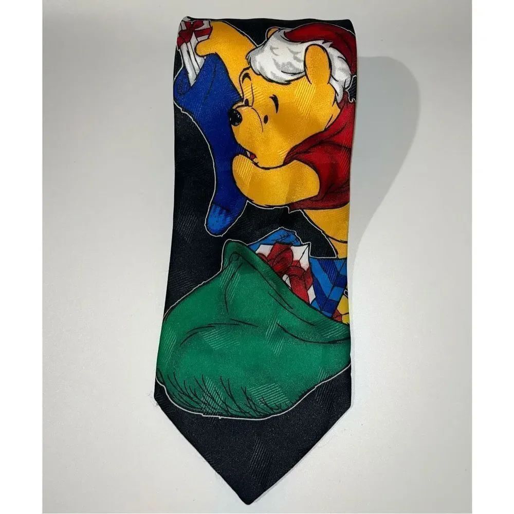 Winnie The Pooh Christmas tie